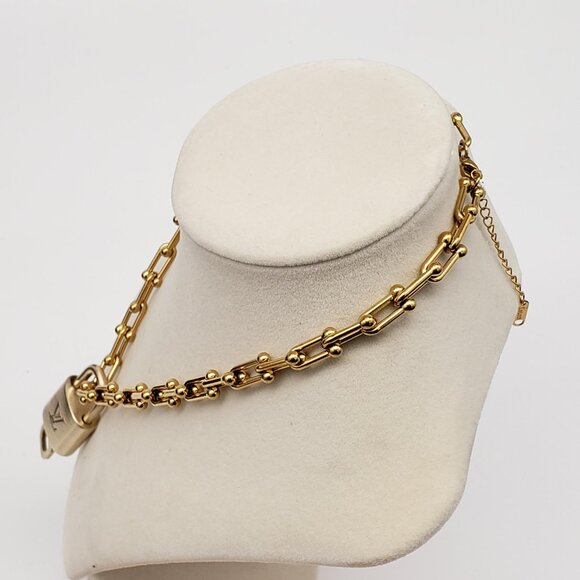 Authentic Louis Vuitton Gold Lock w/ Unbranded Horse Shoe Stainless Steel Chain - Picture 4 of 10